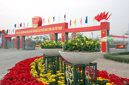 Tưng bừng không khí chào mừng Đại hội Đảng toàn quốc lần thứ XI